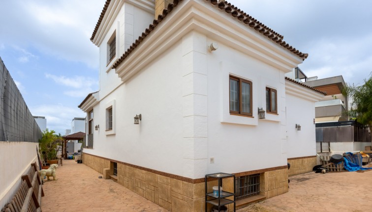 Resale - Chalet - Los Montesinos - LOS MONTESINOS