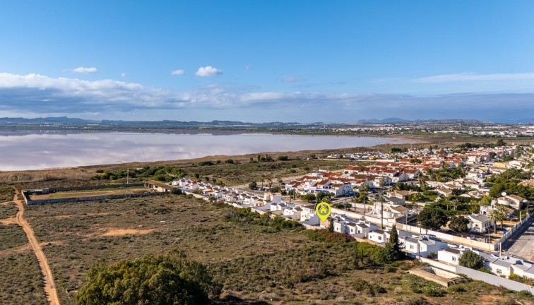 Jälleenmyynti - Erillistalo - Torrevieja - San Luis