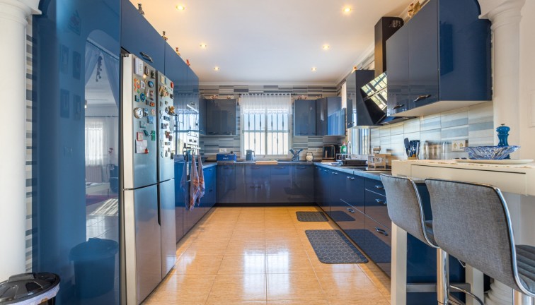 Resale - Finca - Murcia