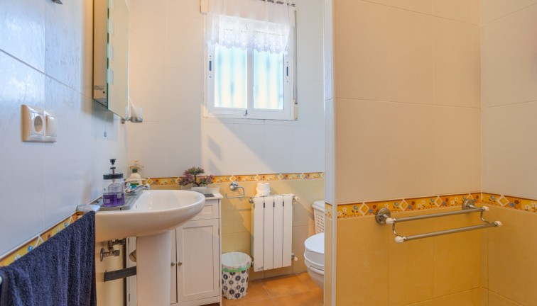 Resale - Finca - Murcia