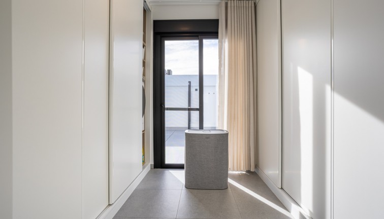 Jälleenmyynti - Erillistalo - Torre Pacheco - Roldán