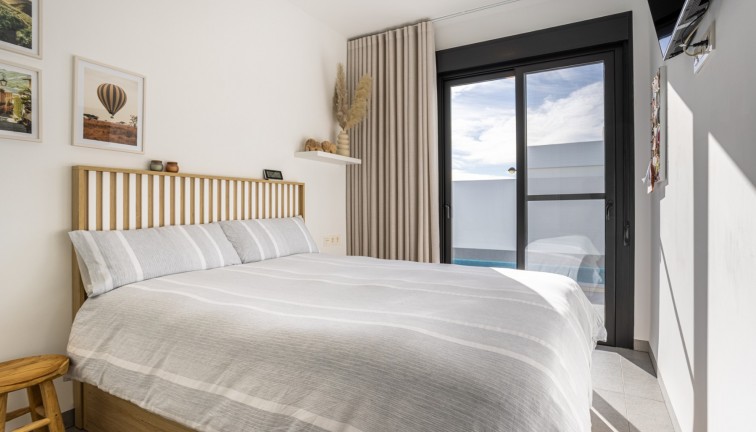 Jälleenmyynti - Erillistalo - Torre Pacheco - Roldán