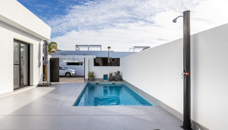 Jälleenmyynti - Erillistalo - Torre Pacheco - Roldán