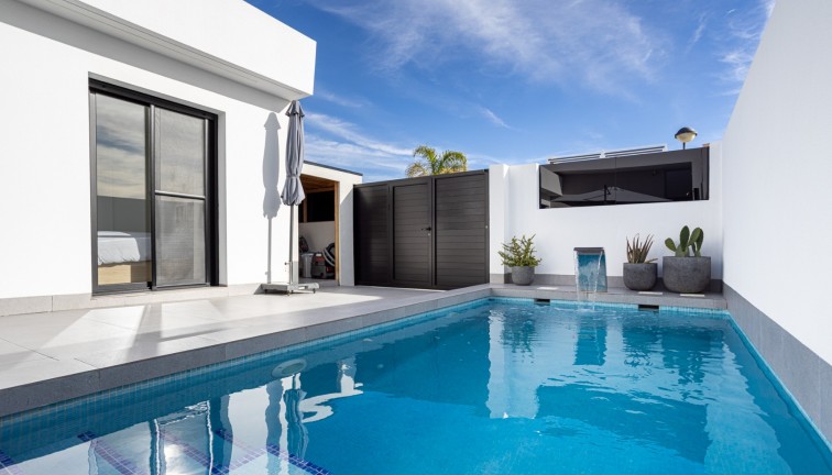 Jälleenmyynti - Erillistalo - Torre Pacheco - Roldán