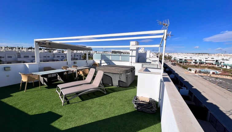 Jälleenmyynti - Asunto - Orihuela - Vistabella Golf