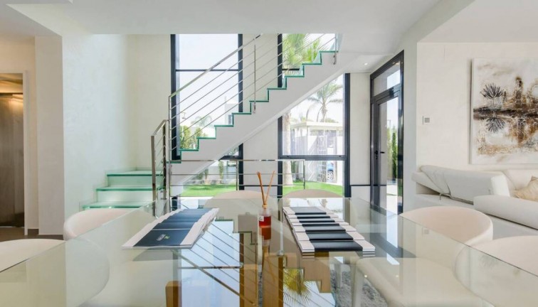 Obra nueva - Chalet - Campoamor