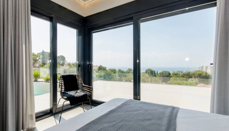 Obra nueva - Chalet - Campoamor