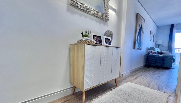 Jälleenmyynti - Asunto - Torrevieja - Punta Prima