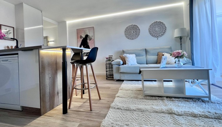 Jälleenmyynti - Asunto - Torrevieja - Punta Prima