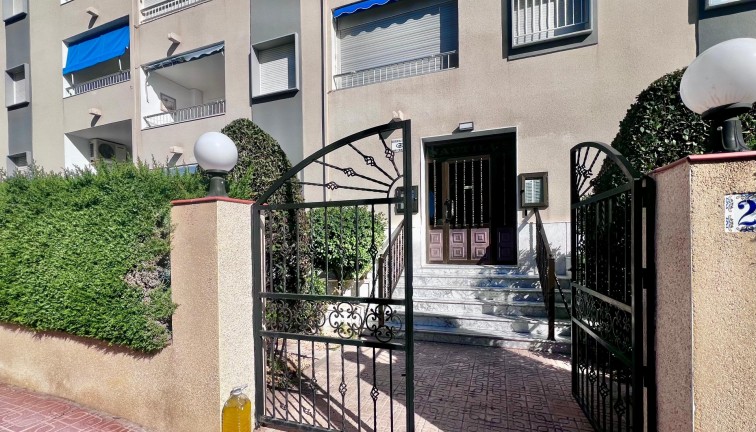 Jälleenmyynti - Asunto - Torrevieja - Punta Prima