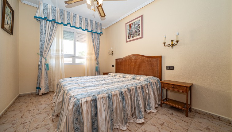 Jälleenmyynti - Paritalo/Rivitalo - Torrevieja - El chaparral