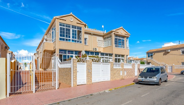 Reventa - Apartamento / piso - Torrevieja