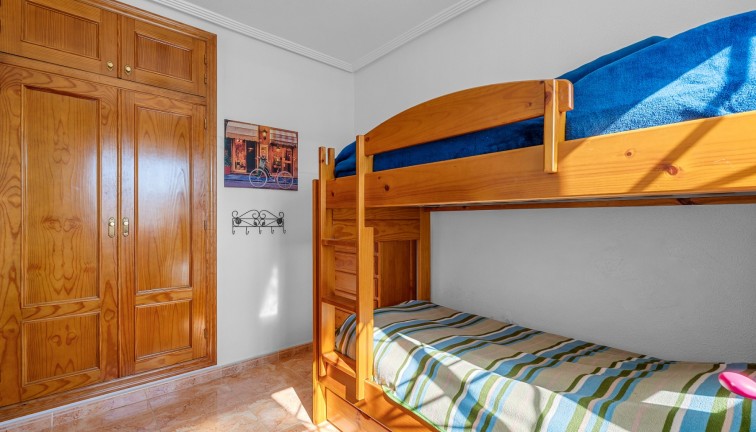 Reventa - Apartamento / piso - Torrevieja