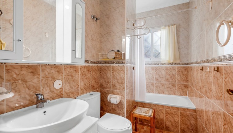 Reventa - Apartamento / piso - Torrevieja