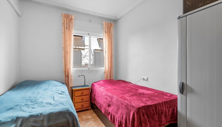 Reventa - Apartamento / piso - Torrevieja