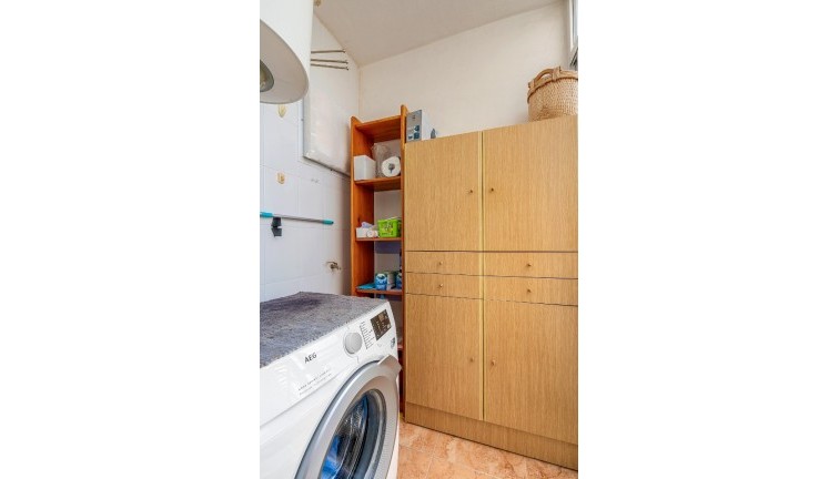 Reventa - Apartamento / piso - Torrevieja