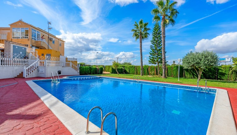Reventa - Apartamento / piso - Torrevieja