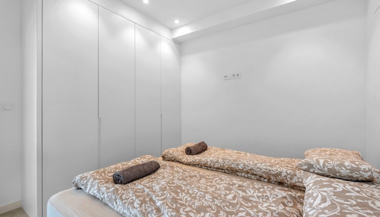 Reventa - Apartamento / piso - Pilar de la Horadada