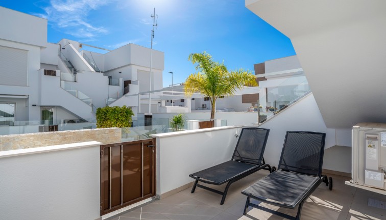 Reventa - Apartamento / piso - Pilar de la Horadada