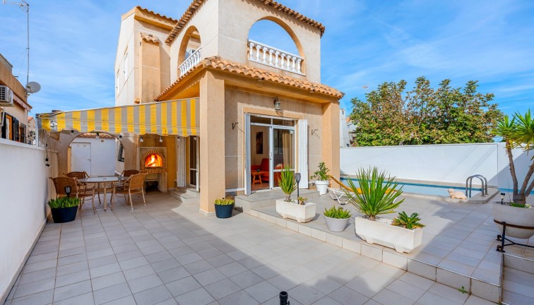 Reventa - Chalet - Orihuela Costa - Playa Flamenca