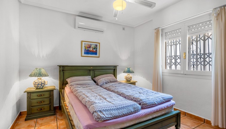 Reventa - Chalet - Orihuela Costa - Playa Flamenca