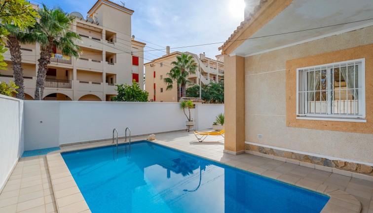 Reventa - Chalet - Orihuela Costa - Playa Flamenca