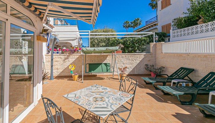 Jälleenmyynti - Paritalo/Rivitalo - Mil Palmeras - Pilar de la Horadada