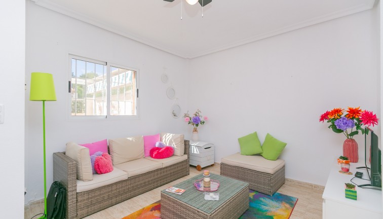 Jälleenmyynti - Paritalo/Rivitalo - Mil Palmeras - Pilar de la Horadada