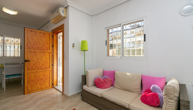 Jälleenmyynti - Paritalo/Rivitalo - Mil Palmeras - Pilar de la Horadada