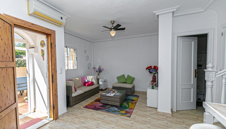 Jälleenmyynti - Paritalo/Rivitalo - Mil Palmeras - Pilar de la Horadada