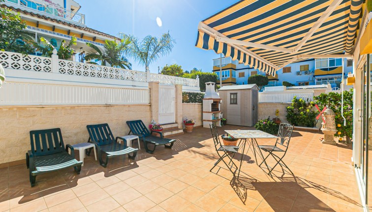 Jälleenmyynti - Paritalo/Rivitalo - Mil Palmeras - Pilar de la Horadada