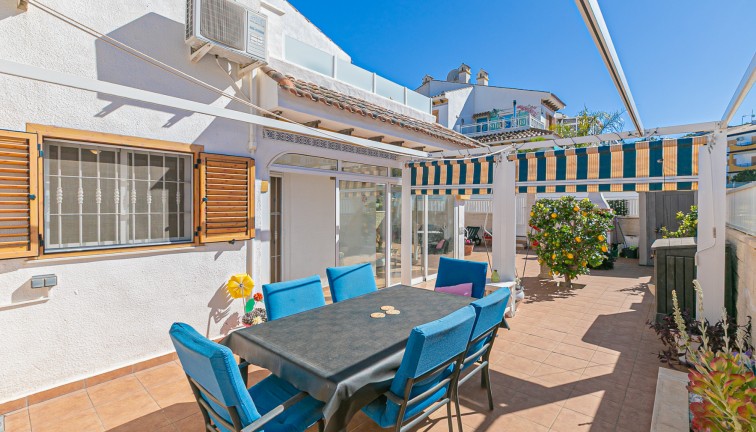 Jälleenmyynti - Paritalo/Rivitalo - Mil Palmeras - Pilar de la Horadada