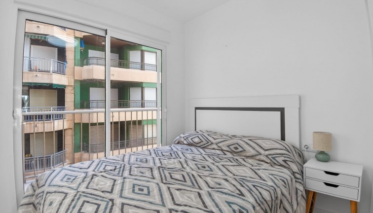 Reventa - Apartamento / piso - Torrevieja - Playa del Cura