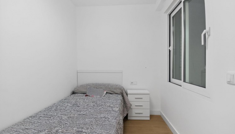 Reventa - Apartamento / piso - Torrevieja - Playa del Cura