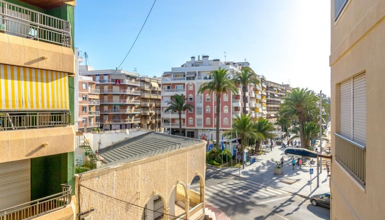 Reventa - Apartamento / piso - Torrevieja - Playa del Cura