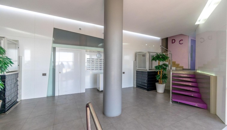 Reventa - Apartamento / piso - Torrevieja - Playa del Cura