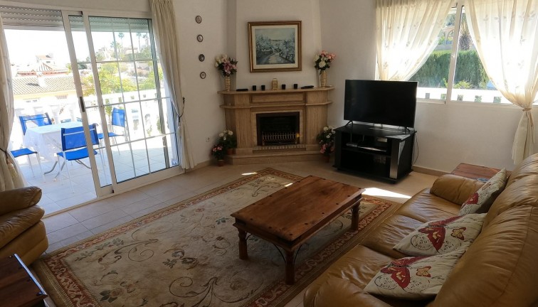 Resale - Chalet - Algorfa