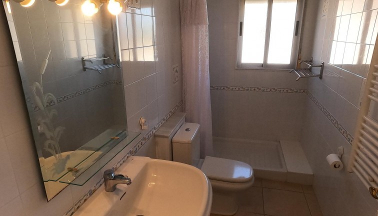 Resale - Chalet - Algorfa