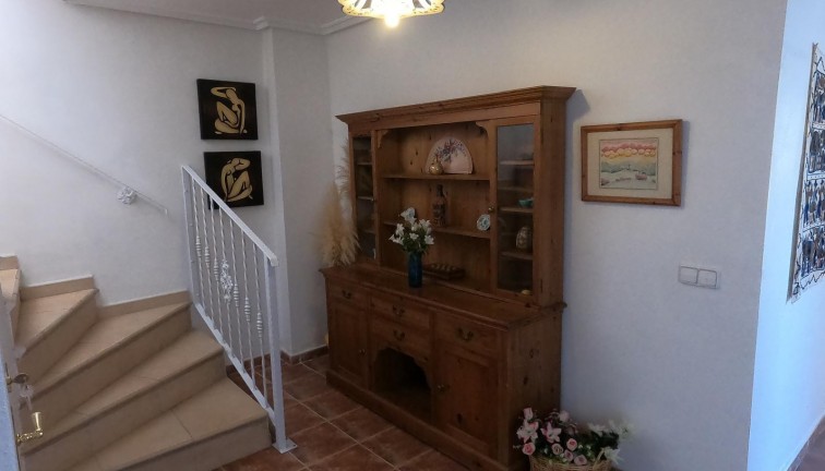 Resale - Chalet - Algorfa