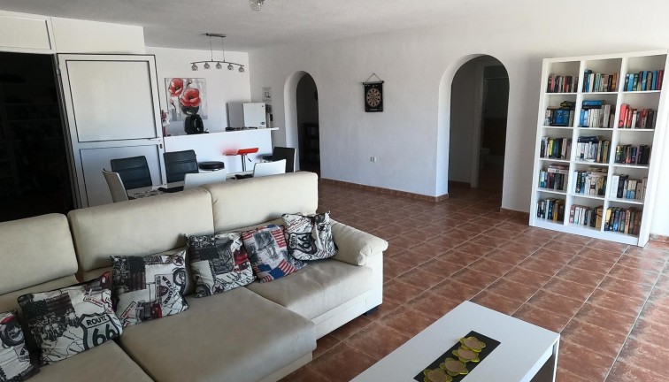 Resale - Chalet - Algorfa