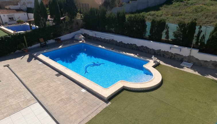 Resale - Chalet - Algorfa