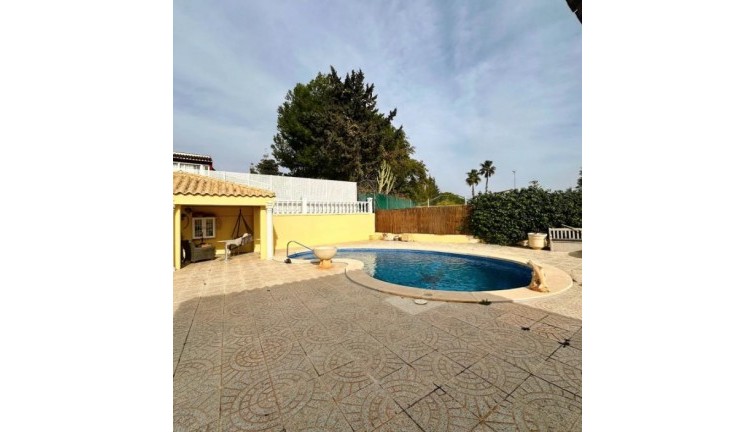 Resale - Chalet - Campoamor