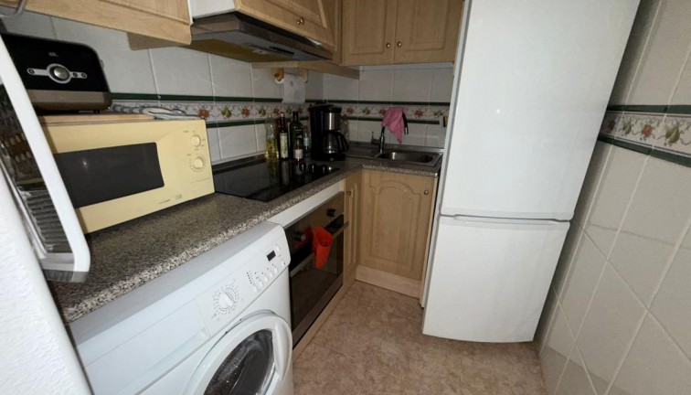 Jälleenmyynti - Asunto - Torrevieja