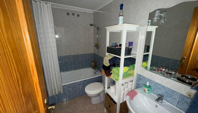 Jälleenmyynti - Asunto - Torrevieja