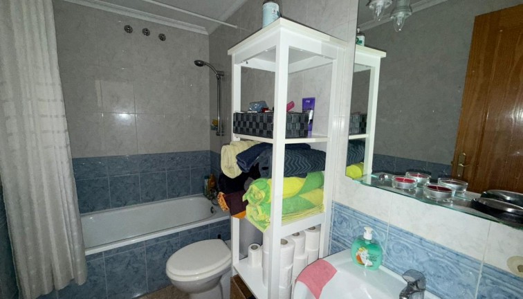 Jälleenmyynti - Asunto - Torrevieja