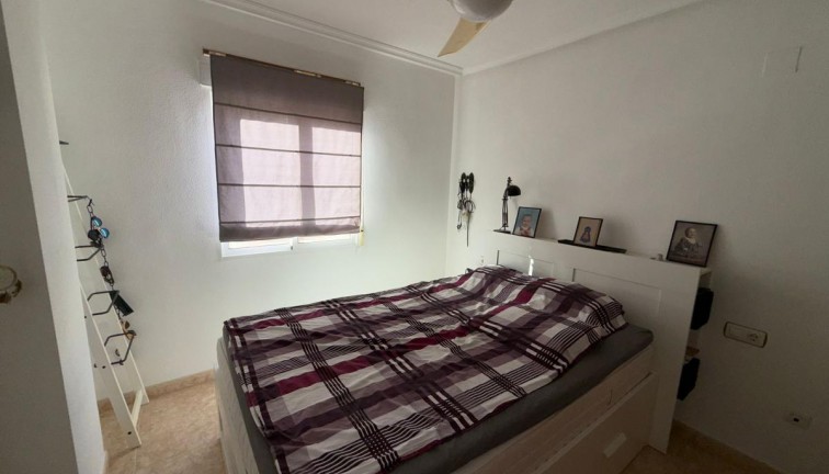 Jälleenmyynti - Asunto - Torrevieja