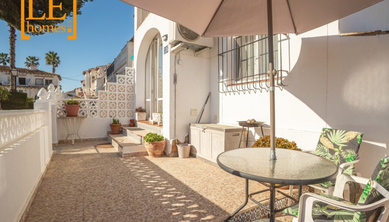 Jälleenmyynti - Bungalow - Torrevieja - Lago Jardin