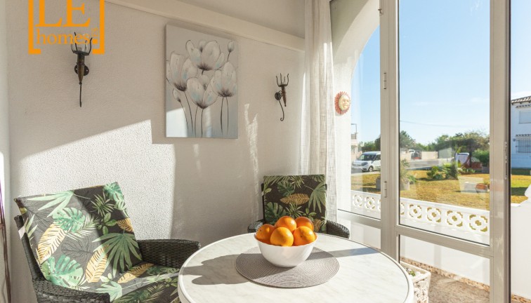 Jälleenmyynti - Bungalow - Torrevieja - Lago Jardin