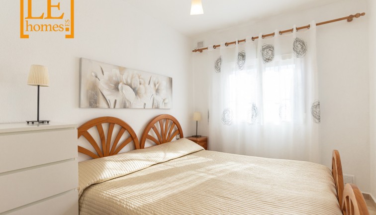 Jälleenmyynti - Bungalow - Torrevieja - Lago Jardin