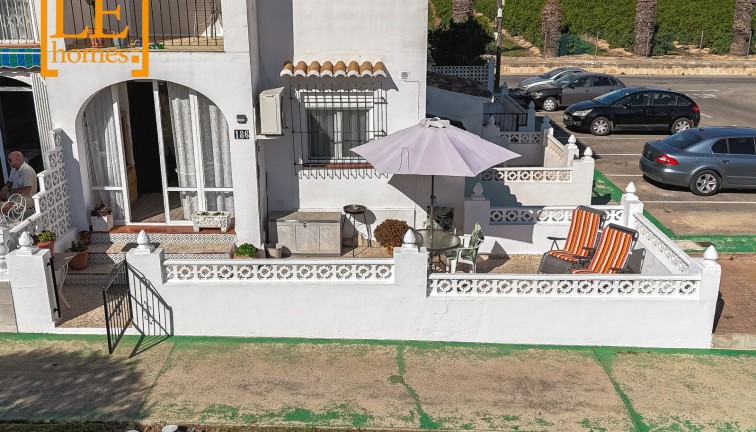 Jälleenmyynti - Bungalow - Torrevieja - Lago Jardin